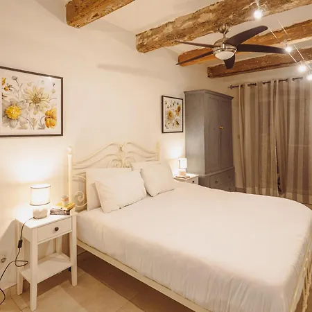 Cosy In The Heart Of Valeta