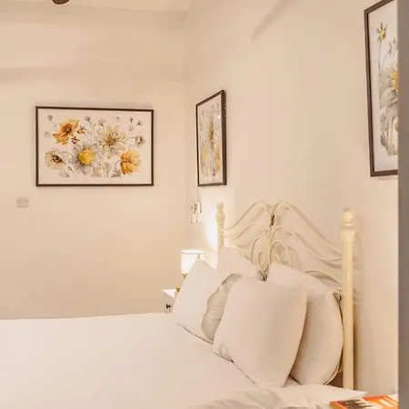 דירה Cosy In The Heart Of ואלטה